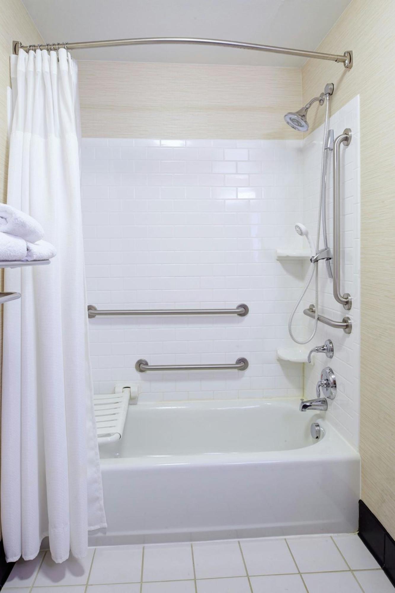 Fairfield Inn And Suites New Buffalo Bagian luar foto