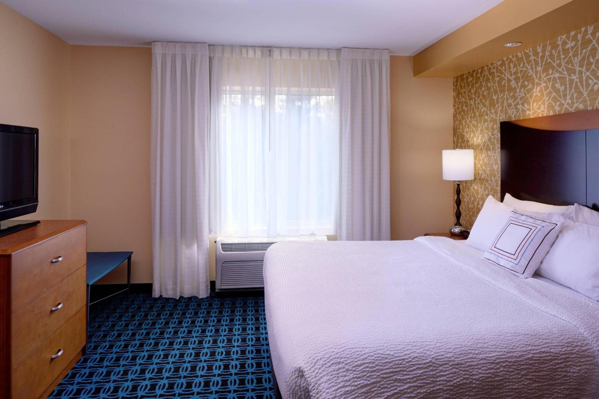 Fairfield Inn And Suites New Buffalo Bagian luar foto