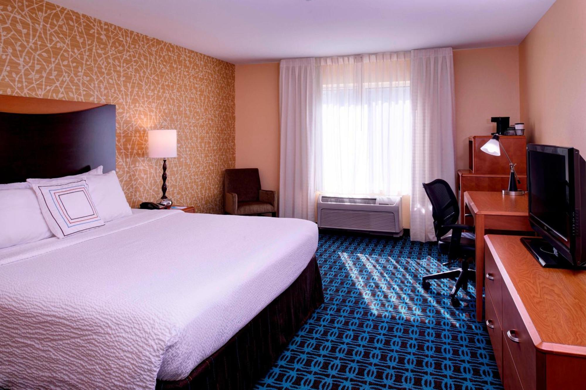 Fairfield Inn And Suites New Buffalo Bagian luar foto