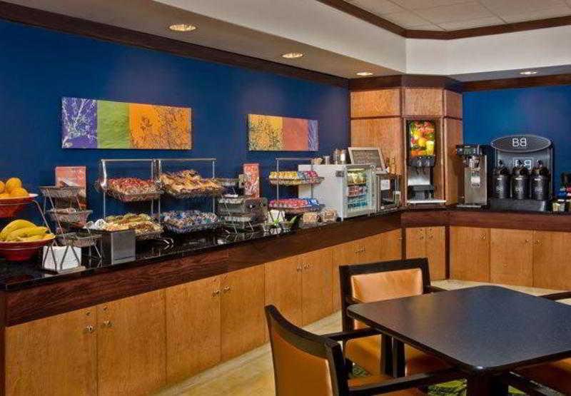 Fairfield Inn And Suites New Buffalo Bagian luar foto