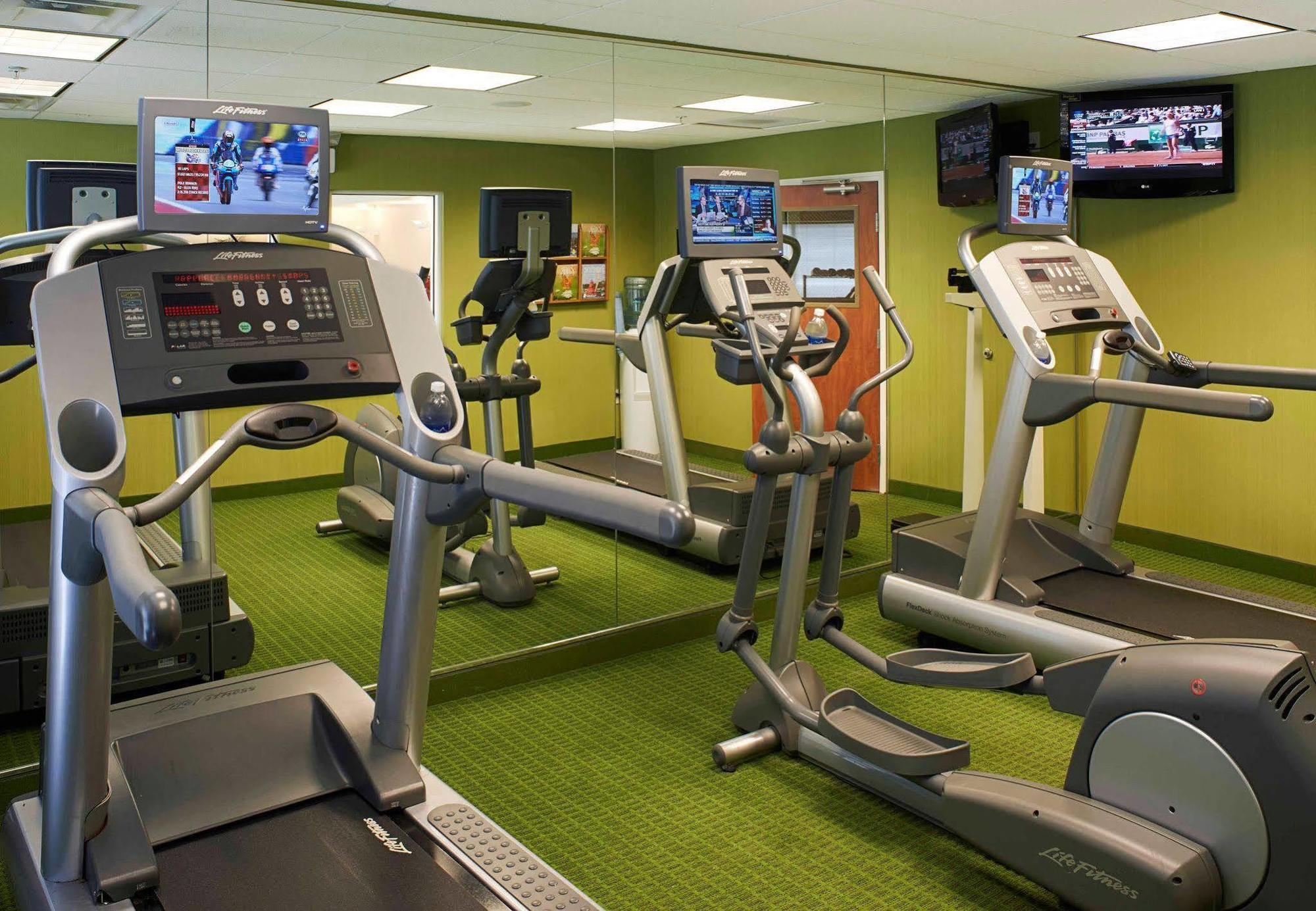 Fairfield Inn And Suites New Buffalo Bagian luar foto